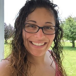 Meet your Posher, Valerie